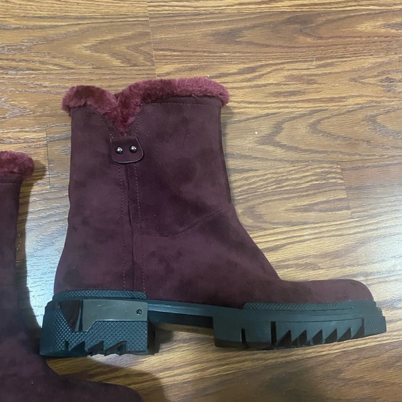 🛑SOLD🛑Beautiful burgundy “Courtney “ Torgeis winter boots. - Picture 8 of 8